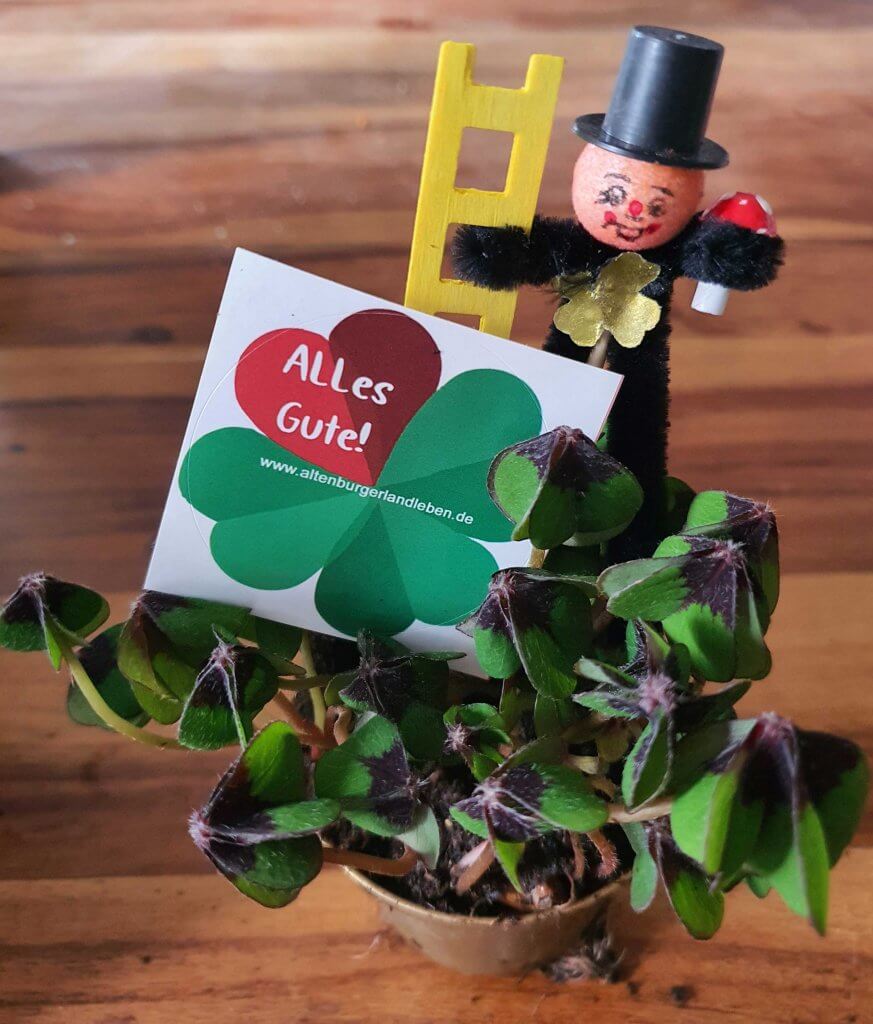 unterstuetzkleequadrat Unterstützklee. Nur echt mit Sticker, Foto: Maike Steuer